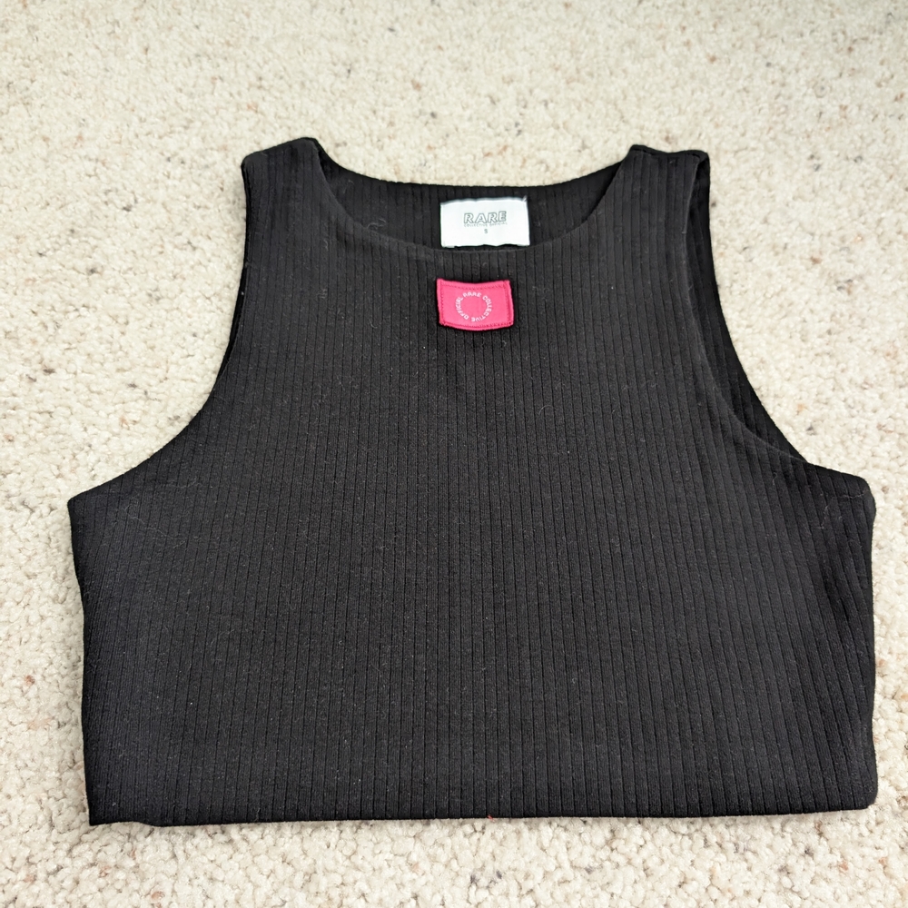 Ryderwear Black Ribbed Sleeveless Top